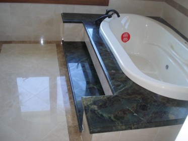 stone-trade-hawaii-countertop-seams-14