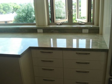 stone-trade-hawaii-kitchens-092