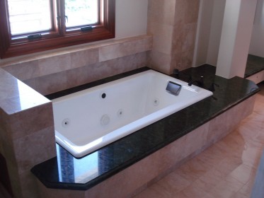 stone-trade-hawaii-showers-tubs-04